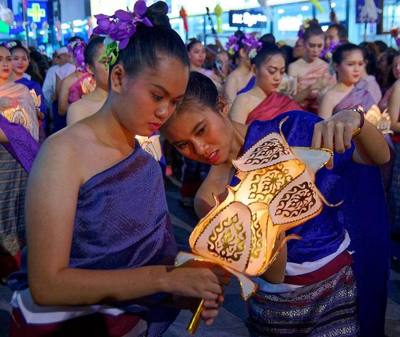 Loi Krathong in Chiang Mai