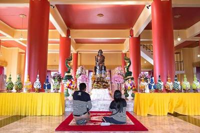 Phra Boromathat Chedi interior, with a statue of Princess Srinagarindra, the mother of King Bhumibol.