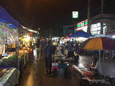 The Chiang Mai Sunday Night Market in September 2018.