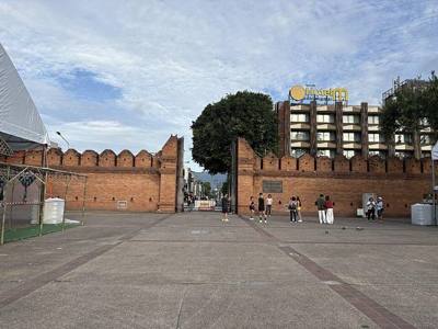 Tha Phae Gate, Chiang Mai