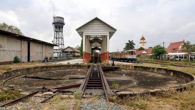 Chiang Mai, Thailand: Railway turntable at the Chiang Mai Railway Station