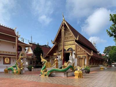 Wat Phra Singh (Chiang Rai) -- ubosot