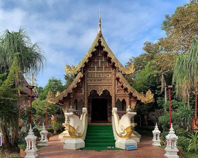 Wat Phra Singh (Chiang Rai) -- wihan kaew