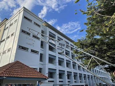 Chiangrai Municipality School 6 Building 1