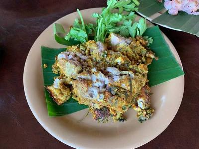 Aep ong or (แอ๊บอ่องออ), a northern Thai dish, served at Lu Lam in Chiang Rai