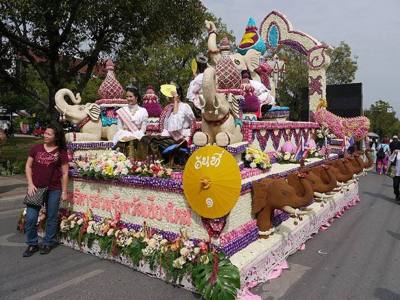 Flower Festival Parade Chiang Mai 2013