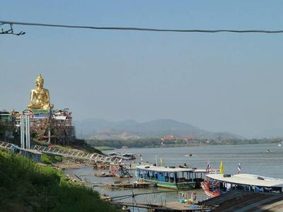 Mekong Golden Triangle, Mekong River at the meeting of the Laos, Myanmar and Thailand Borders