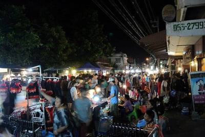 Night Market on Wua Lai Road in Chiang Mai, so-called Saturday Walking Street Market.