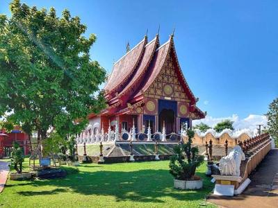 Wat Hiranyawat (the temple of woven Buddha) in Mae Sai