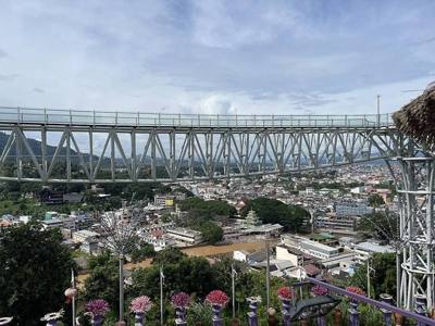 Skywalk and view of Mae Sai from Wat Phra That Doi Wao, Thailand