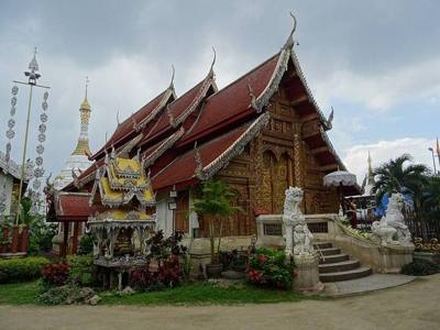 The viharn of Wat Mahawan in Chiang Mai.