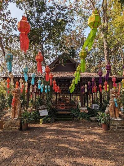 Wat Ku Din Khao (Buddhist temple ruins in Chiang Mai province, Thailand)