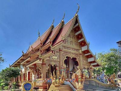Wat Phra Chao Lan Thong