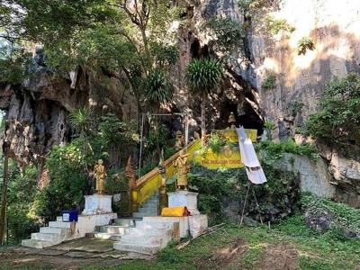 Wat Tham Phra (The Buddha Cave), Chiang Rai