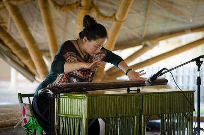 Master guqin musician Wu Na in Chiang Mai, Thailand