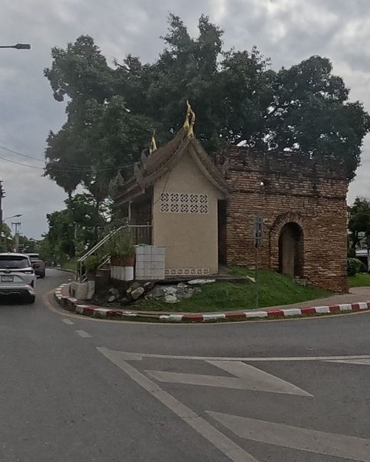 Chiang Mai Gate's brick remnant
