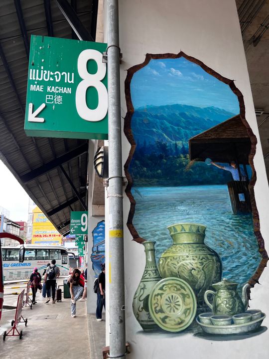 Painted pillar, the city bus station