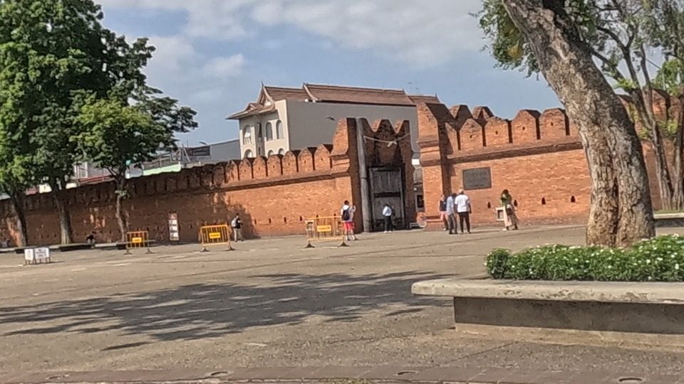 Tha Phae Gate