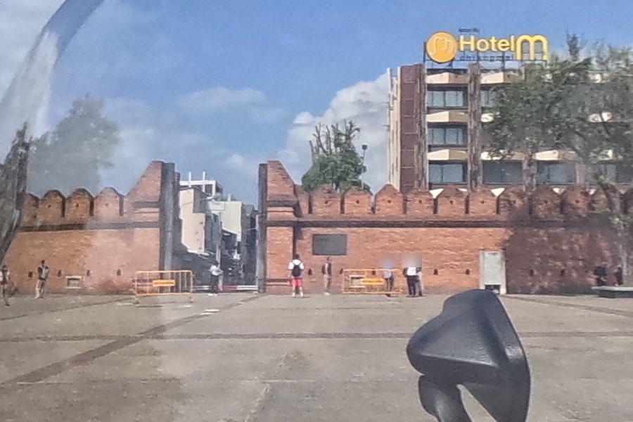 Tha Phae Gate across the plaza