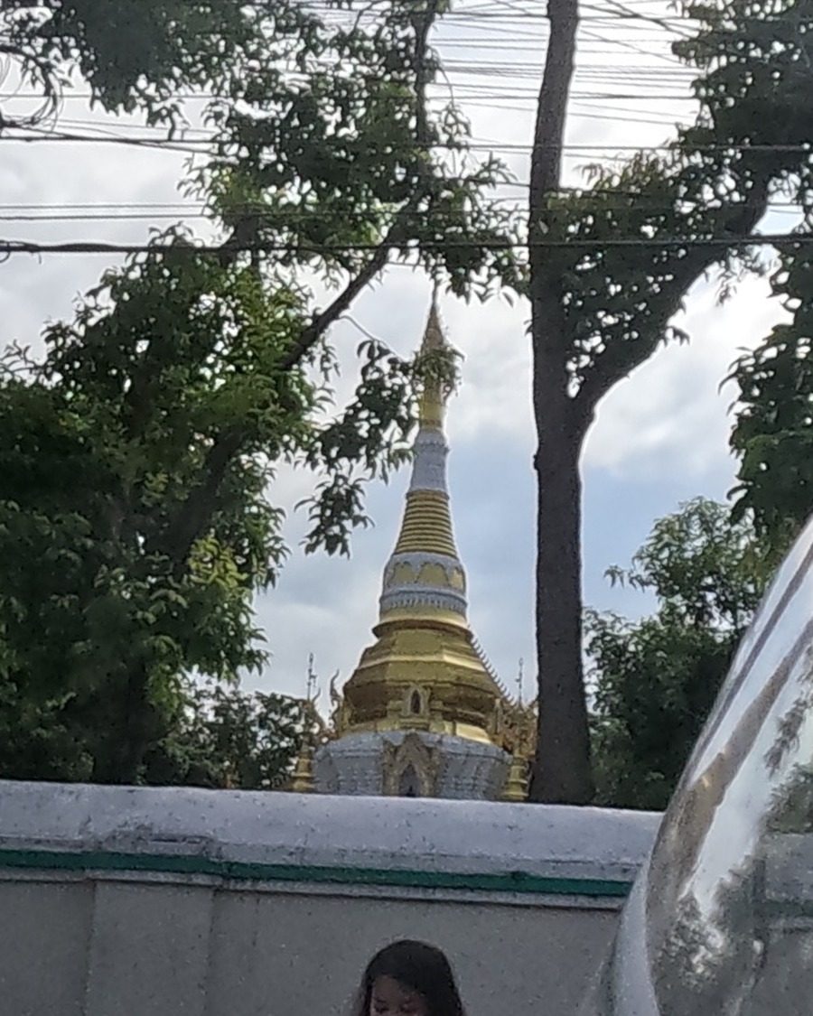 Wat Ku Tao's melon-ribbed chedi