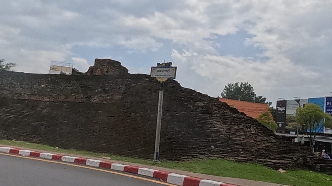 Chaeng Katam's brick corner