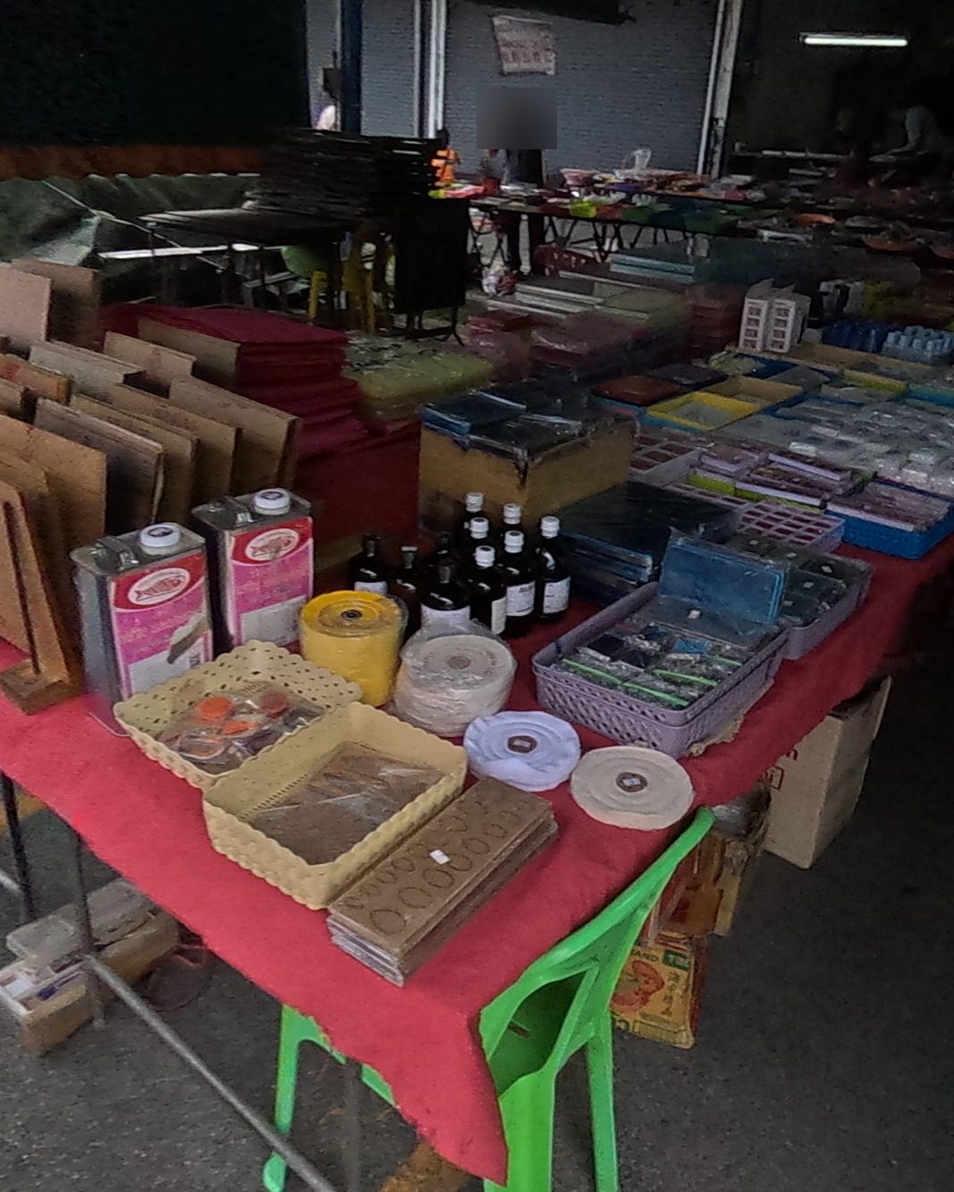 Encasing supplies: stands, tins and buffing wheels