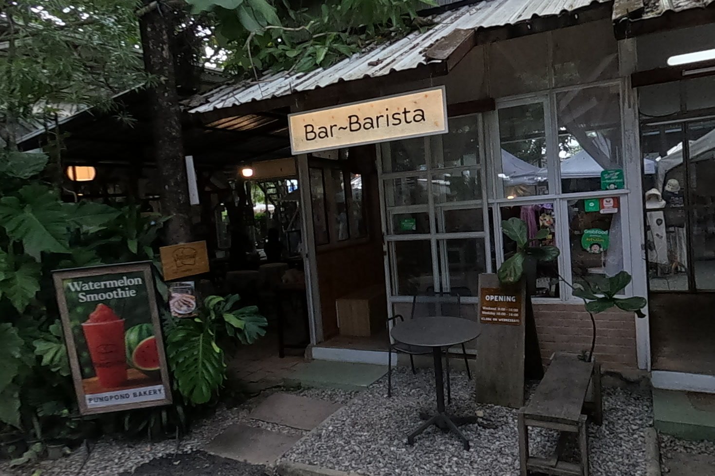 Bar~Barista at Chamcha Market, San Kamphaeng