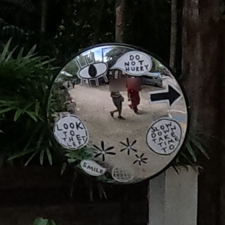 'DO NOT HURRY' mirror — Chamcha Market, San Kamphaeng