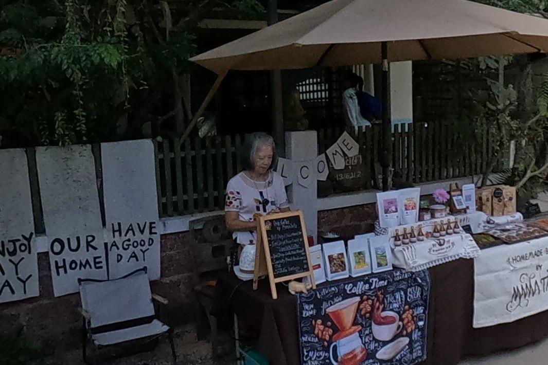 Mama Tasty's bakery and drip coffee — Chamcha Market, San Kamphaeng