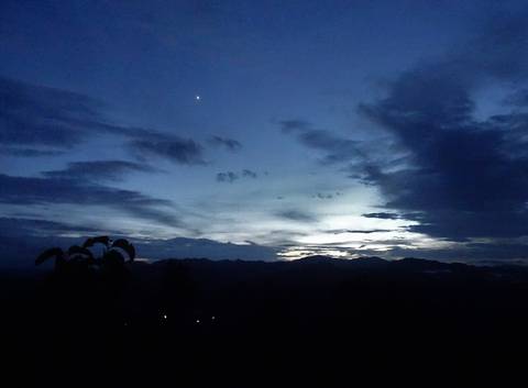 View of the sunset from Wat Phrathat Doi Kong Mu in Mae Hong Son.