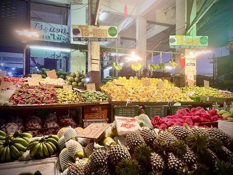 Maharaj (morning) Market ตลาดสดมหาราช