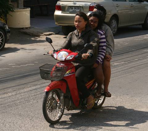 Motor Cyclist, Soi Santitham Santirak / Chiang Mai, Thailand.

Honda Wave