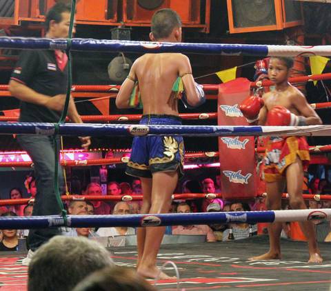 Kids in professional Muay Thai (Thai boxing) fight (Lamai, Koh Samui, 2016)