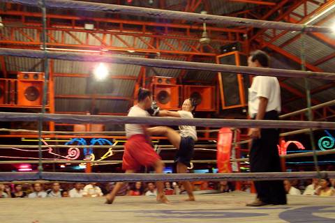 Muay Thai Lady Boxing at Lamai, Koh Samui, Thailand