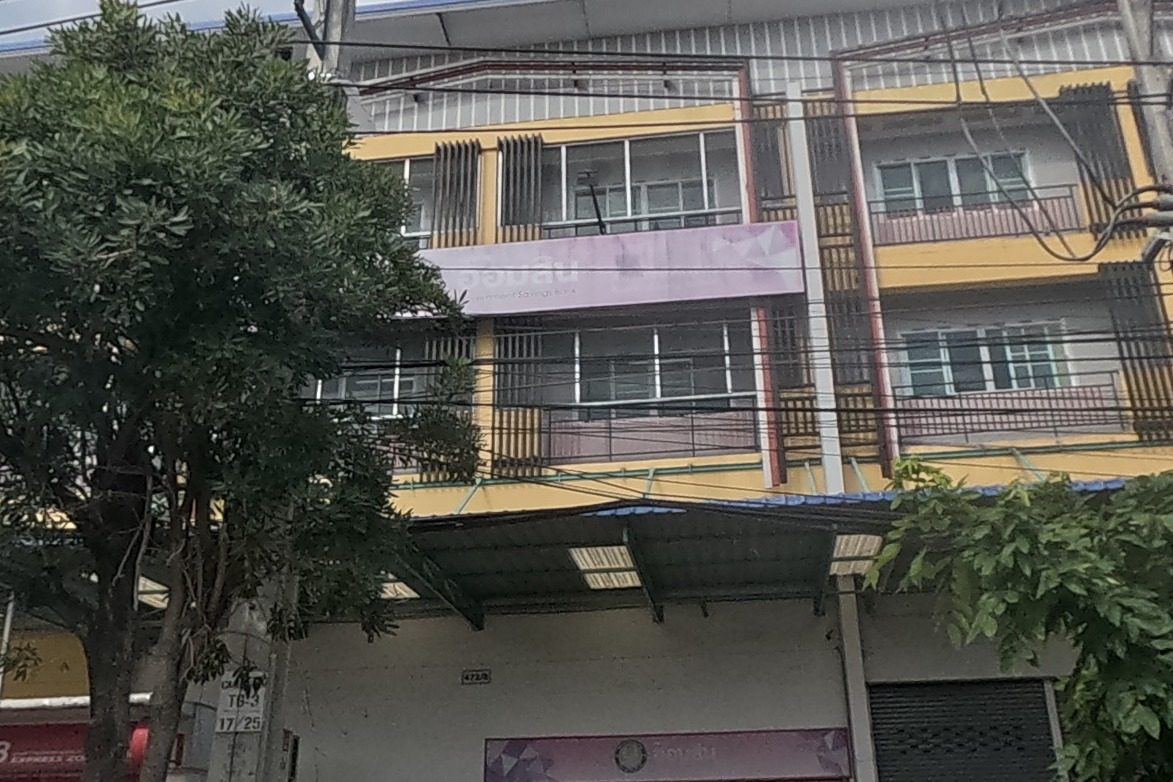 รูปถ่ายของ ธนาคารออมสิน — ธุรกิจ-ค้าขาย ในเชียงใหม่ ถ่ายโดย NaN Peacock · Photograph of GSB (Government Savings Bank), Doing Business in Chiang Mai, by NaN Peacock