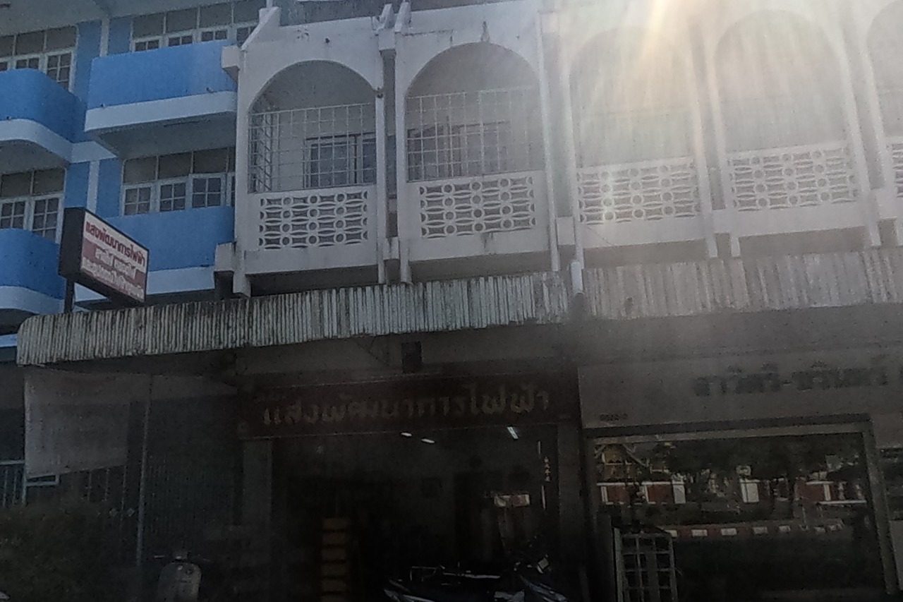 รูปถ่ายของ อุปกรณ์ไฟฟ้า Sangpattana Electric — ช้อปปิ้ง-ของฝาก ในเชียงใหม่ · Photograph of อุปกรณ์ไฟฟ้า Sangpattana Electric, Shopping & Gifts in Chiang Mai