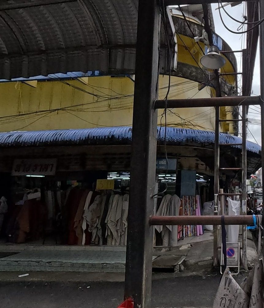 รูปถ่ายของ ลักษมี — ช้อปปิ้ง-ของฝาก ในเชียงราย ถ่ายโดย NaN Peacock · Photograph of ลักษมี · Laksami, Shopping & Gifts in Chiang Rai, by NaN Peacock