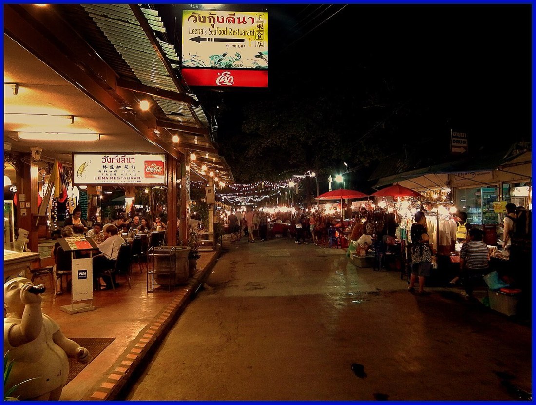 CHIANG MAI NIGHT BAZAAR THAILAND FRB 2012