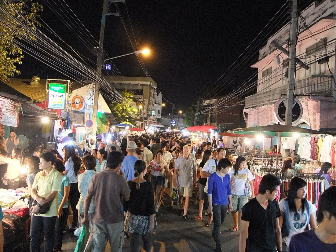 chiangmai walking street (Saturday only, Wualai Rd.)