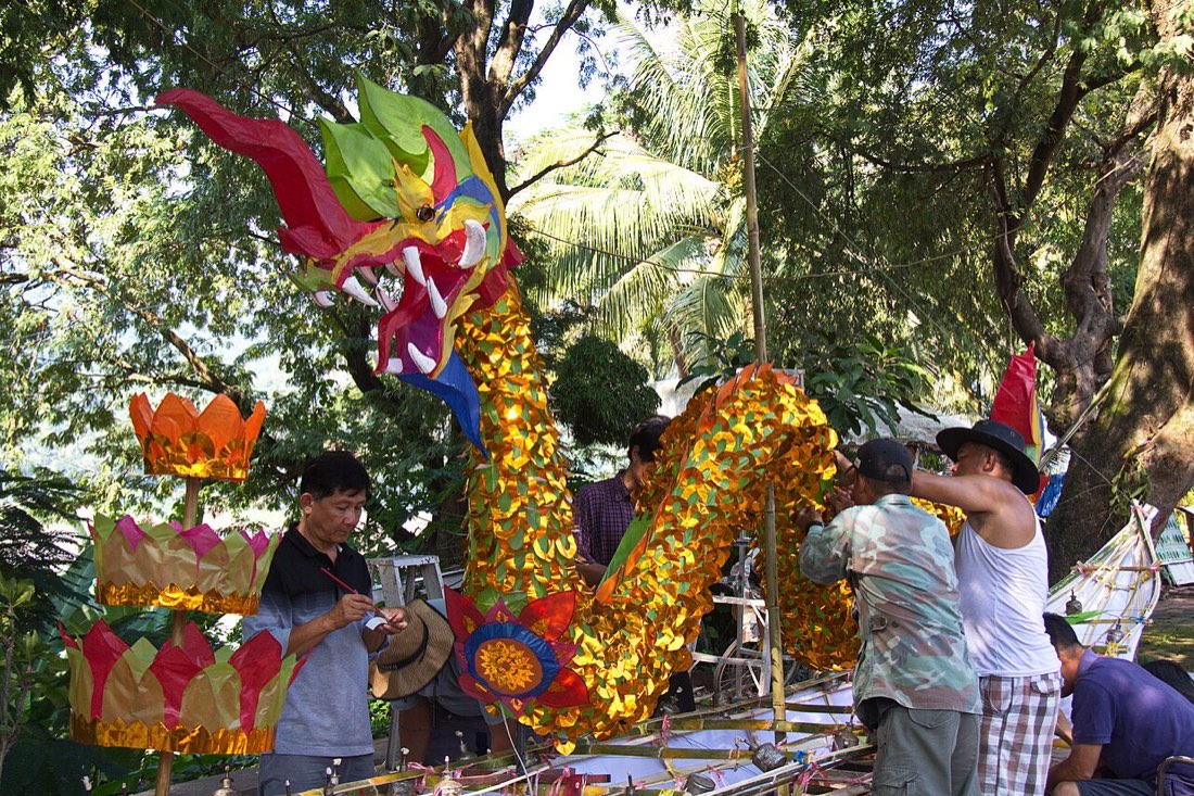Preparing Ok Phansa festival, end of Buddhist lent. Along the Mekong river, Luang Prabang, Louang Prabang, Laos