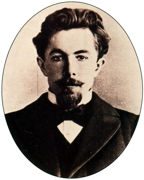 Mikhail Tsvet, who named chromatography, in 1901.