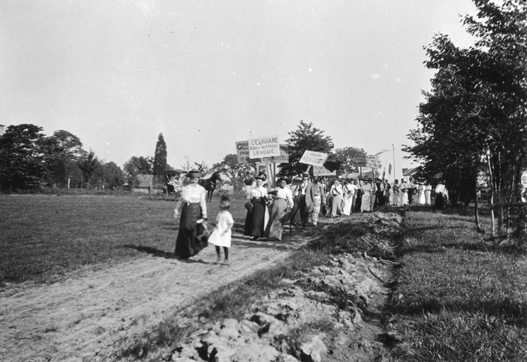 Arden, Delaware, about 1913: villagers in a suffrage parade