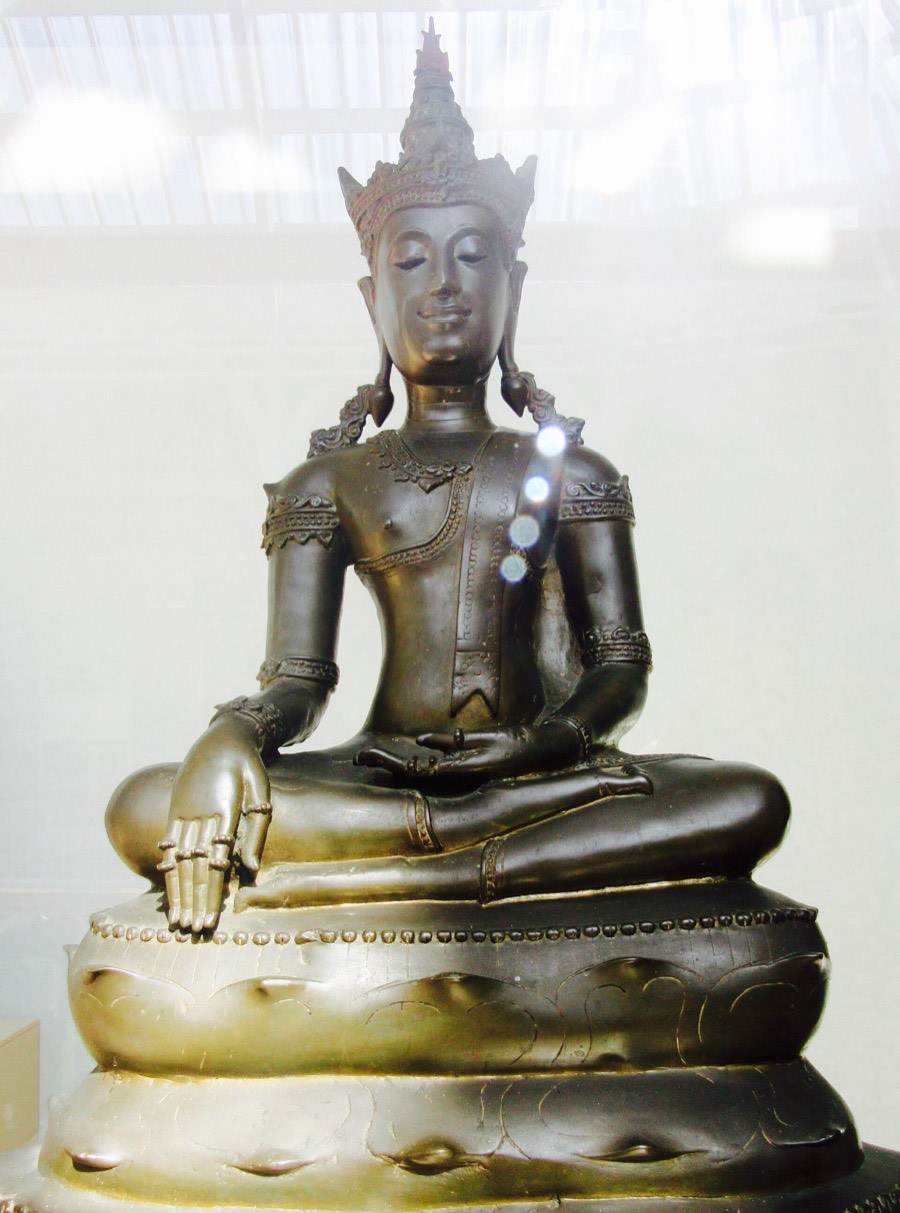 A bronze Buddha in Chiang Saen style, fifteenth or sixteenth century.