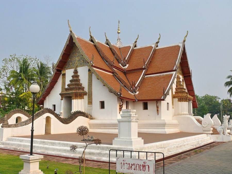 Wat Phumin in Nan, a temple built as a cross.