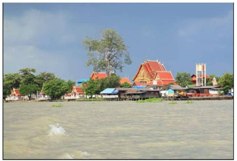 Wat Samlae from across the river