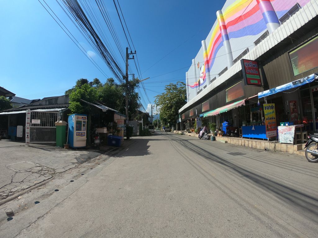 ภาพถนนตรงที่ ซิสเตอร์ เอสเอส ตั้งอยู่ ถ่ายโดย chanuwath_grab พ.ศ. 2562 (2019) · A street-level view of where ซิสเตอร์ เอสเอส · Sittoe S S stands, by chanuwath_grab in 2562 (2019)