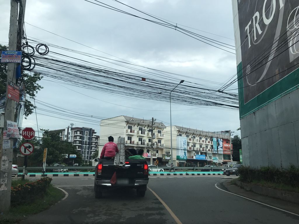 ภาพถนนตรงที่ ร้านซ่อมมอเตอร์ไซค์ [ถนน บ้านพิมุกข์ 2] ตั้งอยู่ ถ่ายโดย prasert พ.ศ. 2561 (2018) · A street-level view of where ร้านซ่อมมอเตอร์ไซค์ [ถนน บ้านพิมุกข์ 2] · Ran Som Motorcycle [thanon Banphimuk 2] stands, by prasert in 2561 (2018)