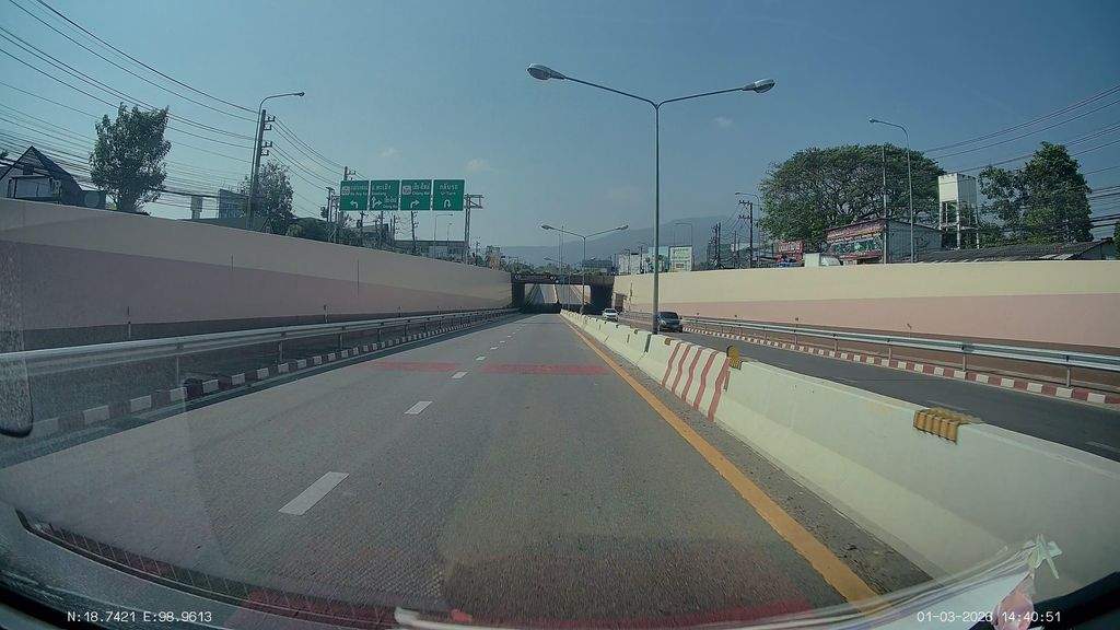 ภาพถนนตรงที่ ร้านซ่อมมอเตอร์ไซค์ [แยกบิ๊กซีแม่เหียะ] ตั้งอยู่ ถ่ายโดย ThailandCambodia พ.ศ. 2569 (2026) · A street-level view of where ร้านซ่อมมอเตอร์ไซค์ [แยกบิ๊กซีแม่เหียะ] · Ran Som Motorcycle [yaek Big C Mae Hia] stands, by ThailandCambodia in 2569 (2026)
