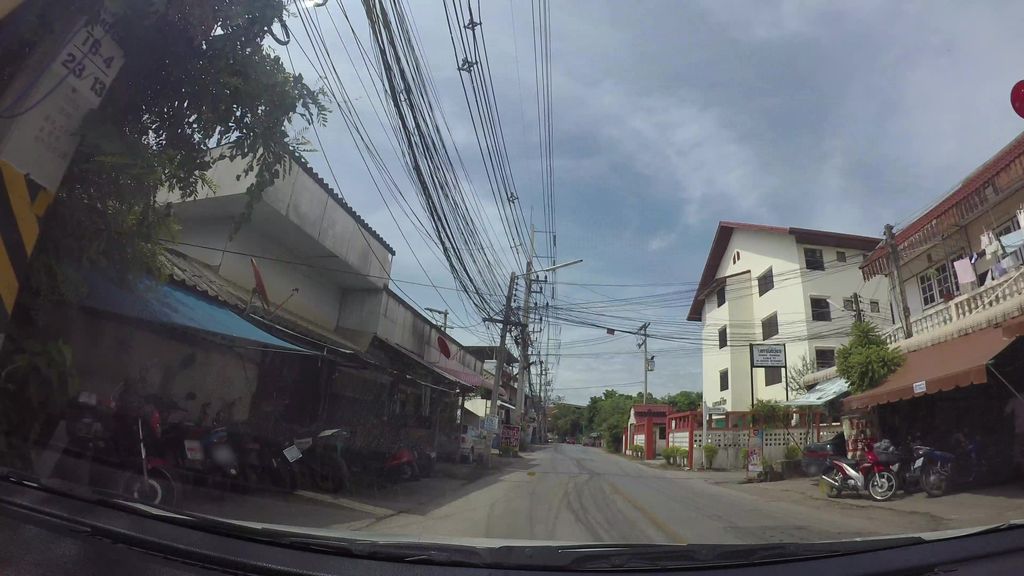 ภาพถนนตรงที่ น้อยมอเตอร์ไซค์ ตั้งอยู่ ถ่ายโดย kaart_3 พ.ศ. 2562 (2019) · A street-level view of where น้อยมอเตอร์ไซค์ · Noi Motorcycle stands, by kaart_3 in 2562 (2019)