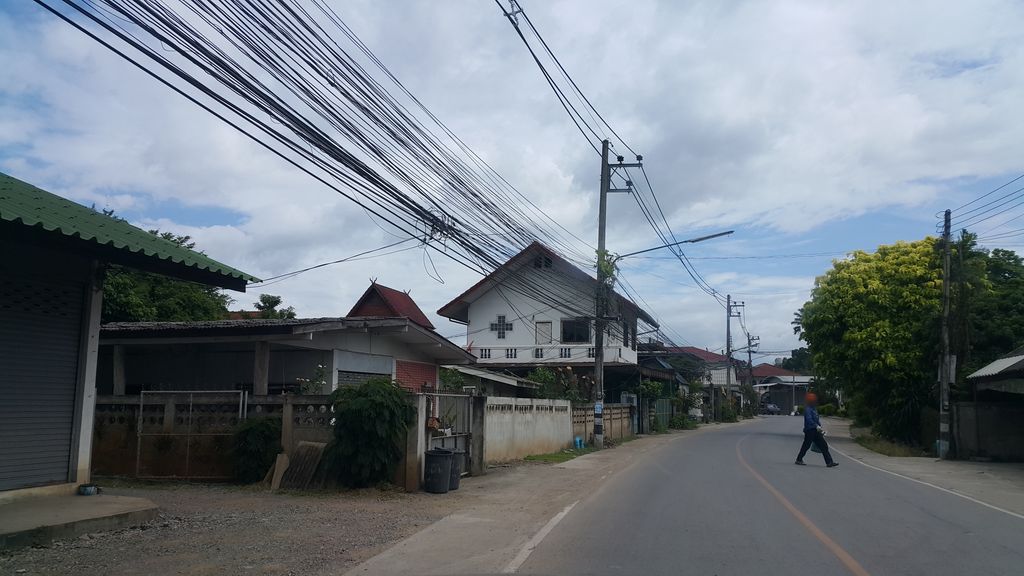 ภาพถนนตรงที่ ร้านถ่ายเอกสาร[ป่าข่อยใต้] ตั้งอยู่ ถ่ายโดย jrcarlsen พ.ศ. 2560 (2017) · A street-level view of where ร้านถ่ายเอกสาร[ป่าข่อยใต้] · Ran Thaieksan[pa Khoi Tai] stands, by jrcarlsen in 2560 (2017)